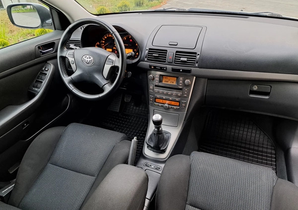Toyota Avensis cena 21500 przebieg: 185746, rok produkcji 2009 z Tarnów małe 704